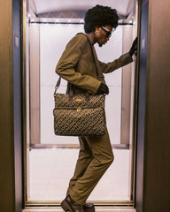 MAGNETIC PULSE TRAVEL BAG